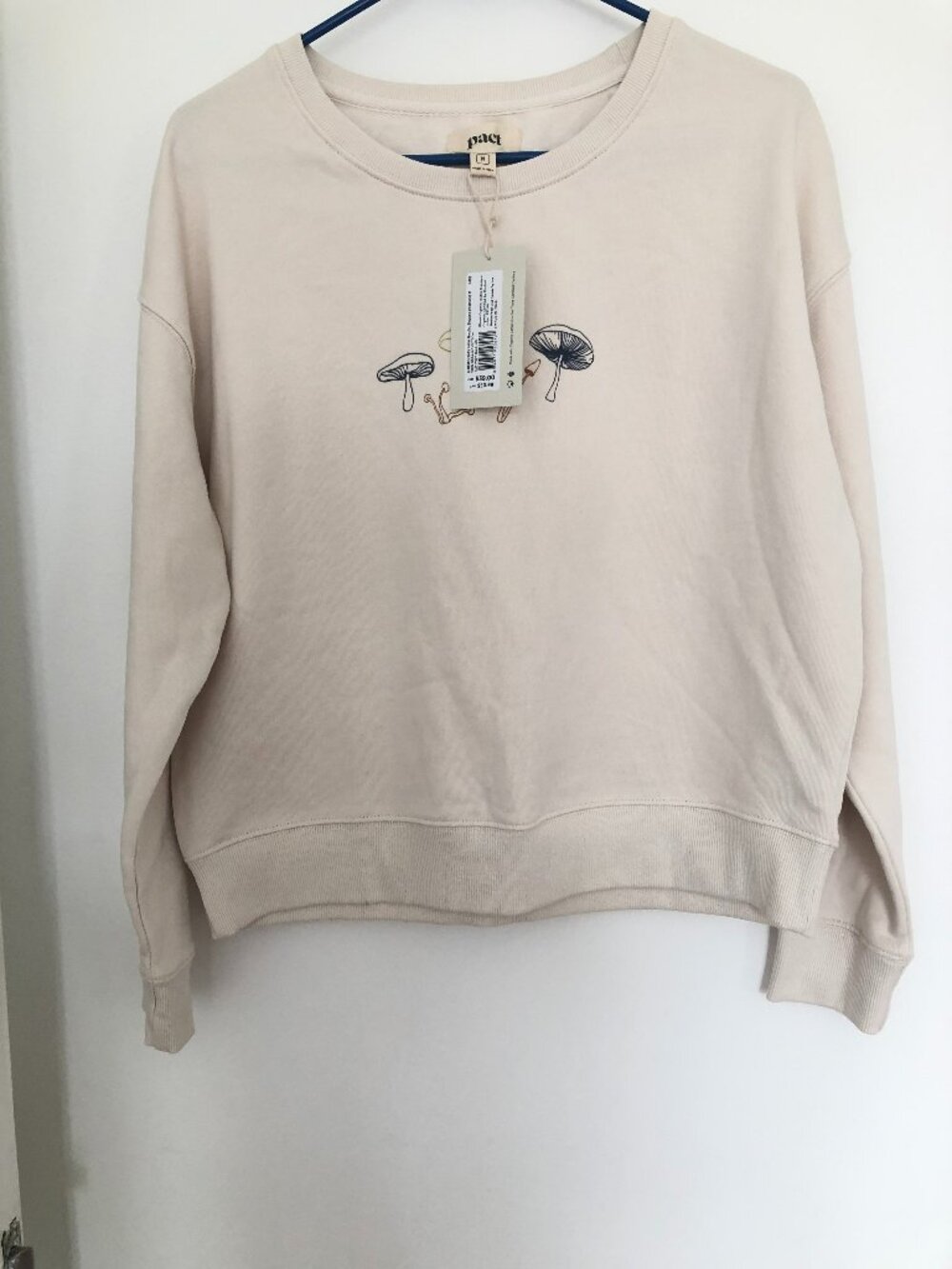 NWT Pact Baby Bellas Graphic Slouchy Sweatshirt Organic Cotton Size M